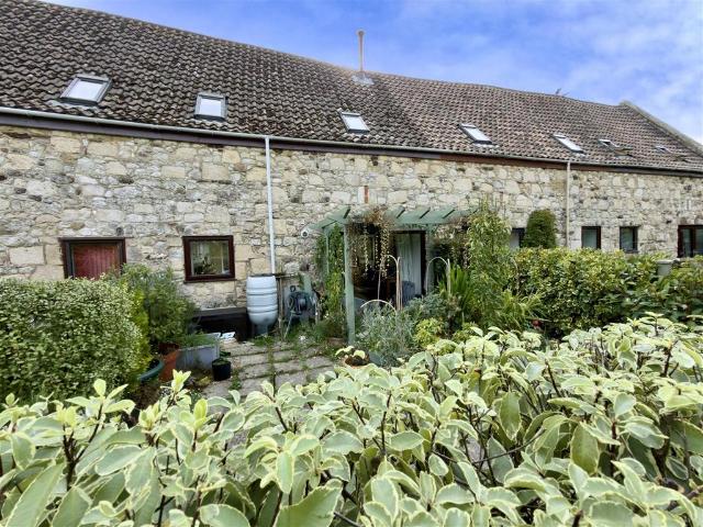 House for sale in Freshwater Bay, Freshwater