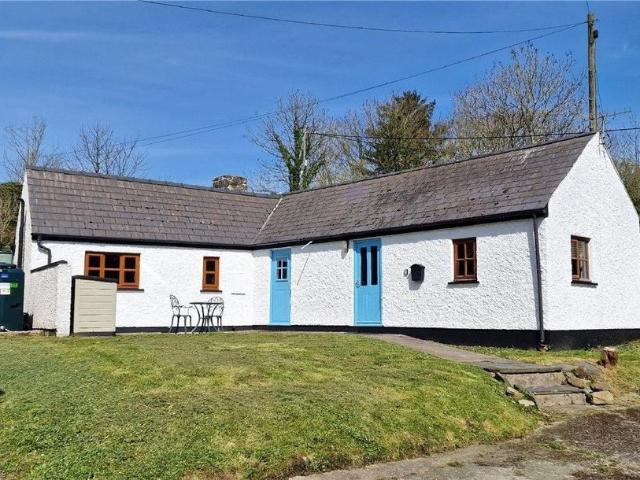 House for sale in Trefin, Wales