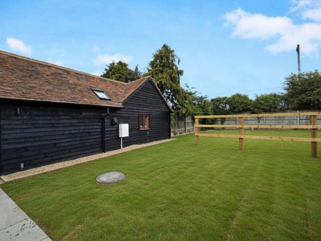 House for sale in Eaton Bray, Bedfordshire