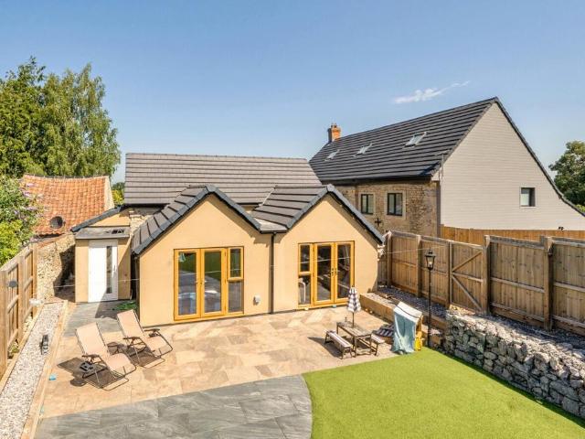 House for sale in West Pennard, Somerset
