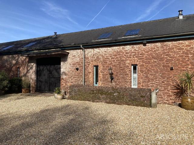 House for sale in Compton, Strode