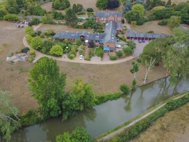 House for sale in Leighton-Linslade, Heath And Reach