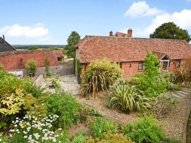 House for sale in Ashendon, Buckinghamshire
