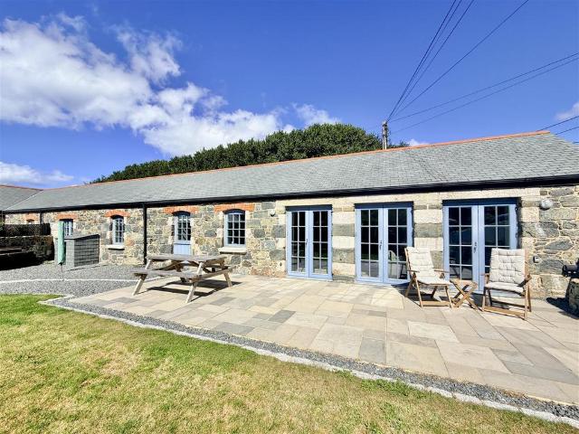 House for sale in Trenance, Mullion