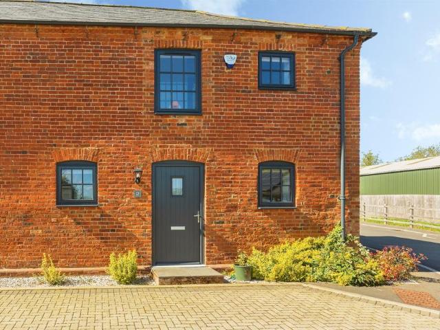 House for sale in Hockliffe, Bedfordshire