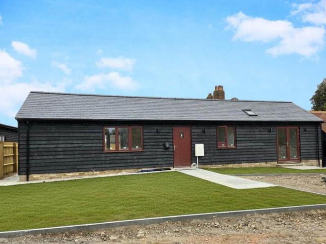 House for sale in Eaton Bray, Bedfordshire
