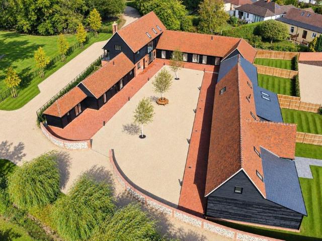 House for sale in Hatfield Heath, Uttlesford