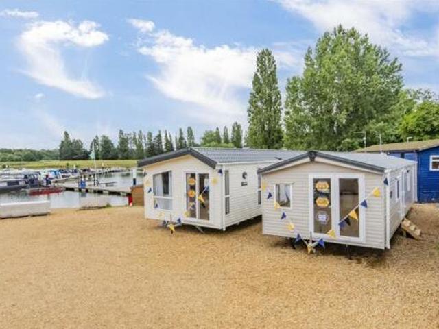 House for sale in Northampton, Northamptonshire