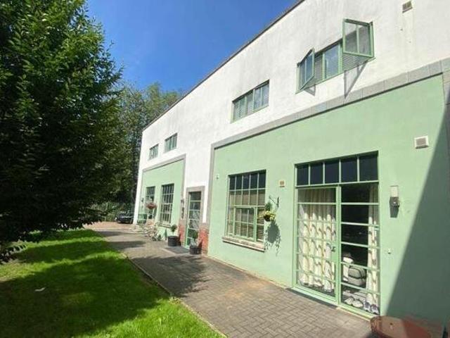 House for sale in Northampton, Northamptonshire