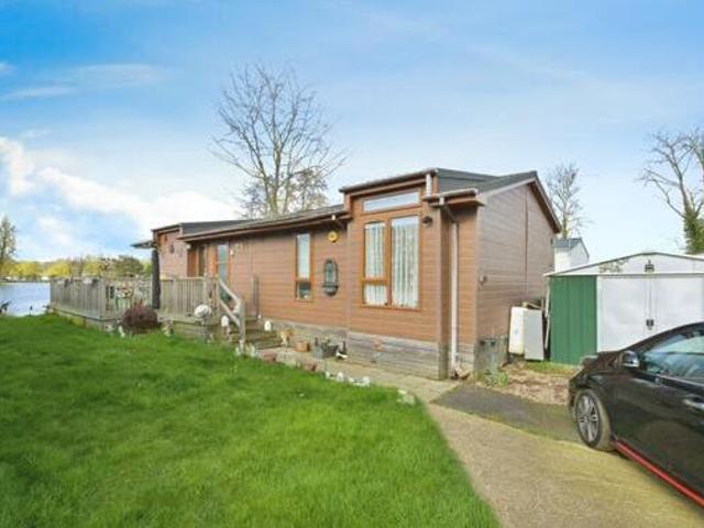 House for sale in Northampton, West Northamptonshire