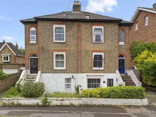 Apartment for sale in Berrylands, Berrylands