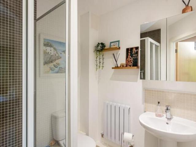 Flat for sale in The Slade, Oxfordshire