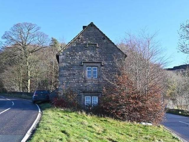 House for sale in Froggatt, East Midlands