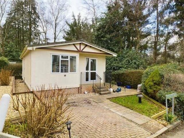 House for rent in West Sussex