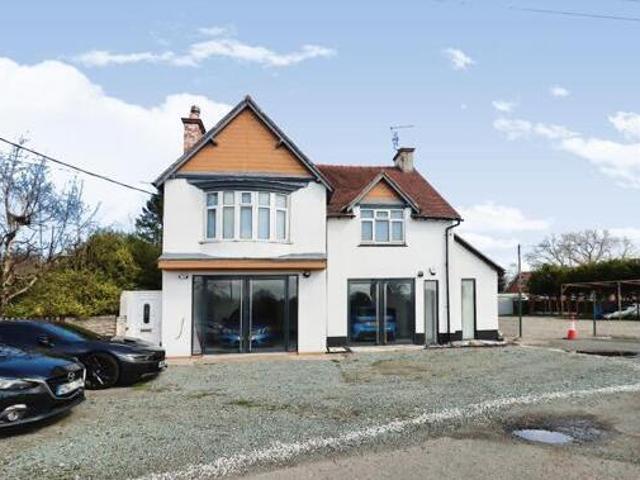 House for sale in Whitchurch, Shropshire