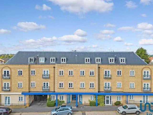 House for sale in Wickford, Essex