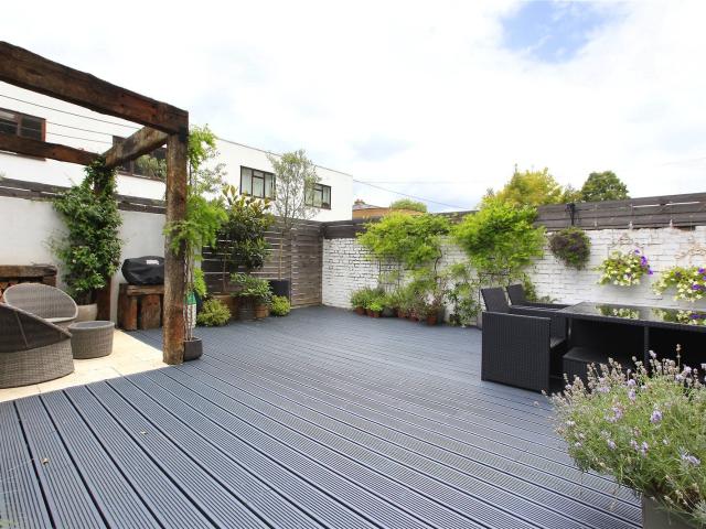 Apartment for rent in Stockwell, Greater London