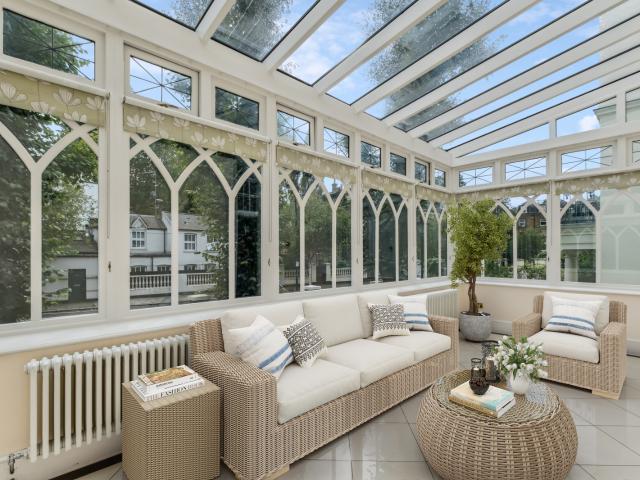 Apartment for rent in Kensington, Greater London