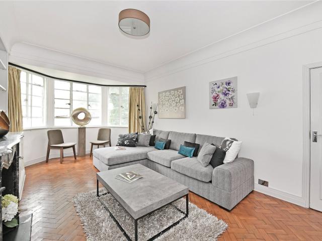 Apartment for rent in Paddington, Greater London