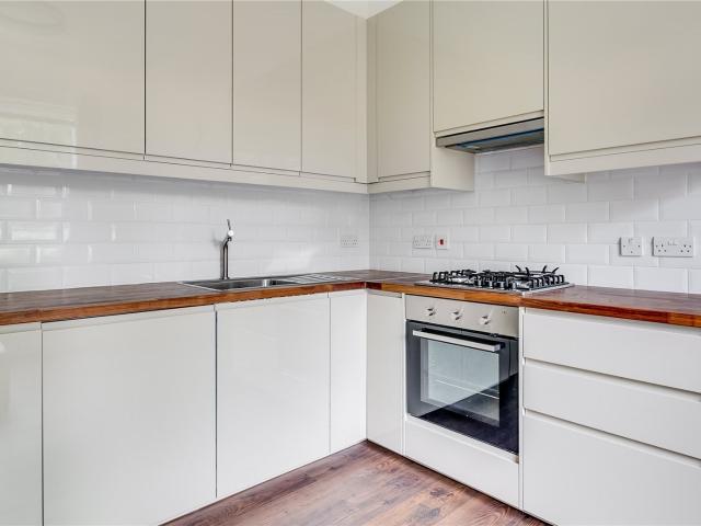 Apartment for rent in Grove Park, Greater London