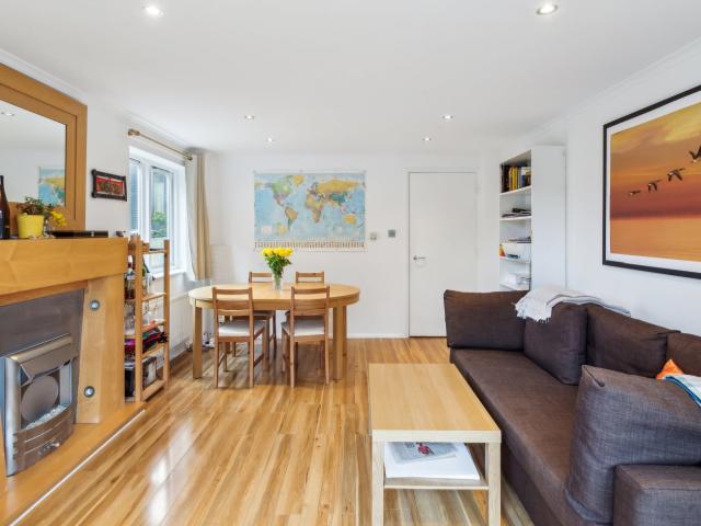 Apartment for rent in Highbury, Greater London