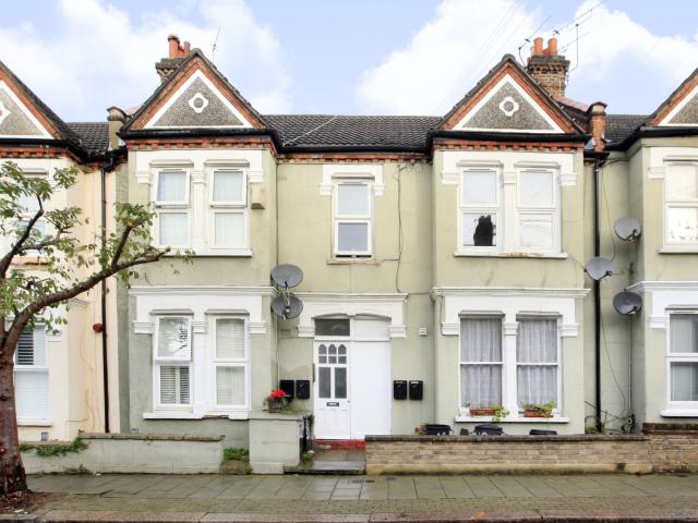 Apartment for rent in Earlsfield, Greater London