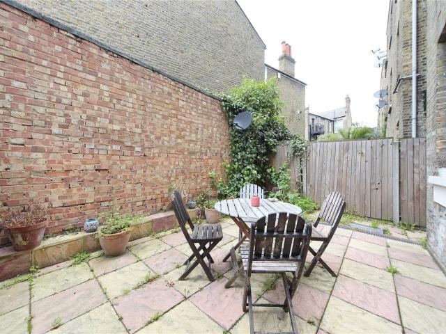 Apartment for rent in Clapham, Greater London