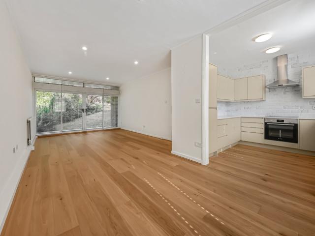 Apartment for rent in North End, West Hampstead