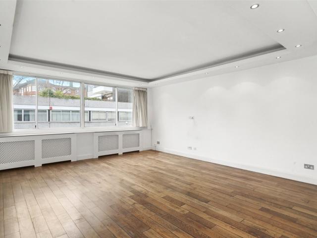 Apartment for rent in St. John's Wood, Greater London