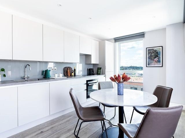 Apartment for rent in Red Hill, Surrey