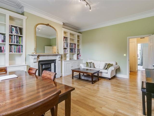 Apartment for rent in South Hampstead, Greater London