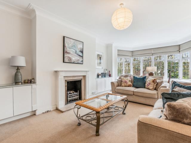Apartment for rent in Putney Village, Greater London