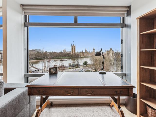 Apartment for rent in South Lambeth, Greater London