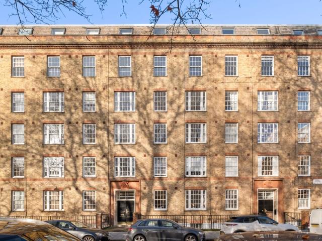 Apartment for rent in Earl's Court, Greater London