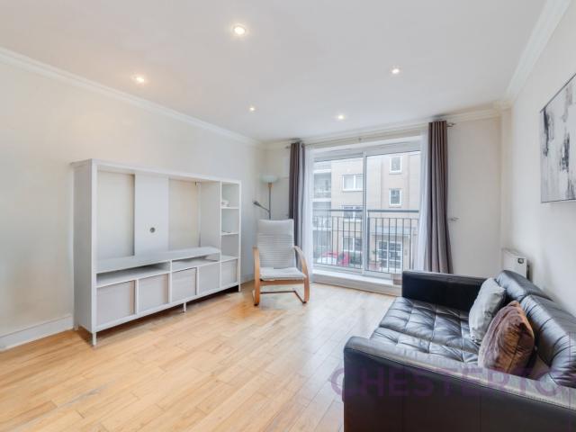 Apartment for rent in Virginia Quay, Blackwall