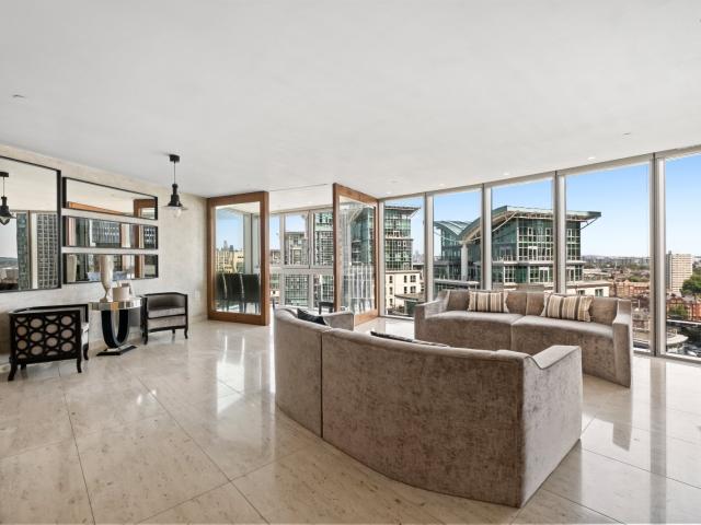 Apartment for rent in Vauxhall, Greater London