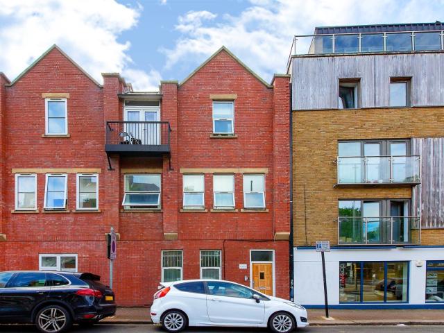 Apartment for rent in Balham, Greater London