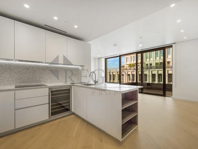 Apartment for rent in Wood Lane Estate, Greater London