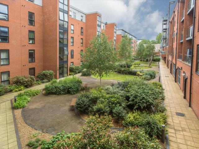Apartment for rent in Old Ford, Bow