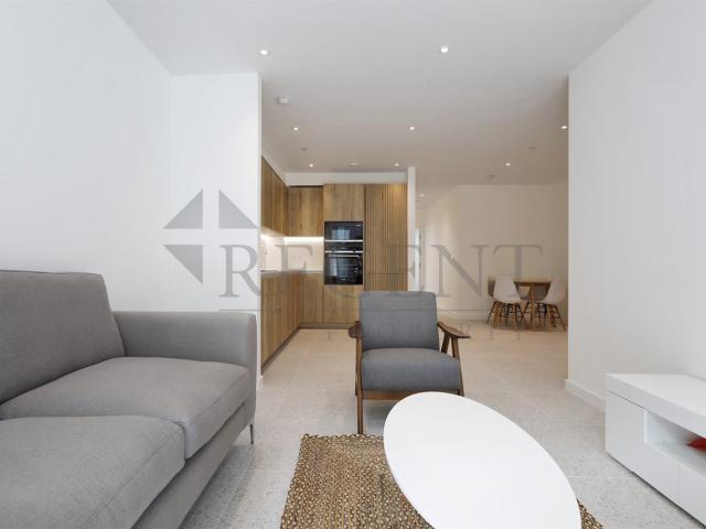Apartment for rent in St. George in the East, Greater London