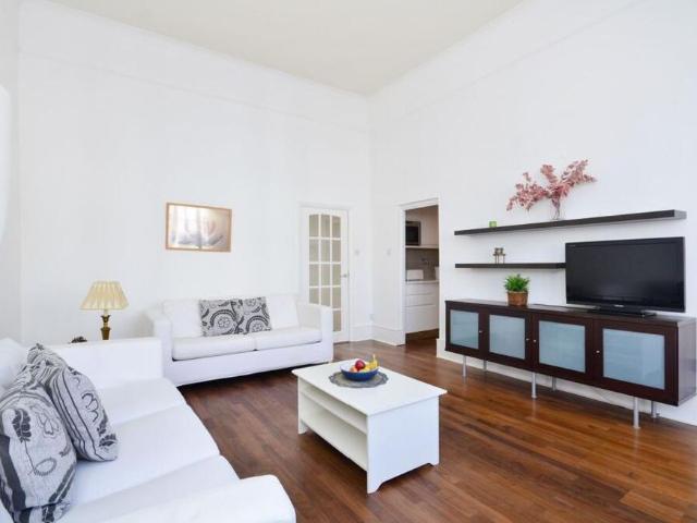Apartment for rent in Bayswater, Greater London