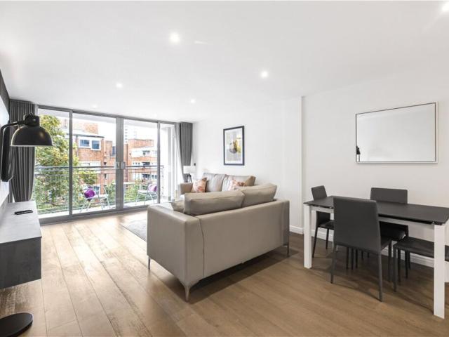 Apartment for rent in South Bank, Greater London