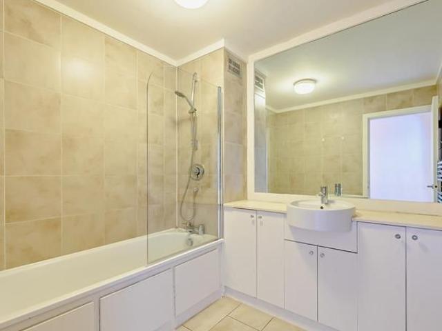 Apartment for rent in Cat Hill, Isle Of Man