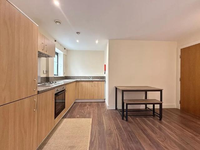 Apartment for rent in Park Central, Birmingham