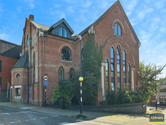 Apartment for rent in Key Street, Suffolk