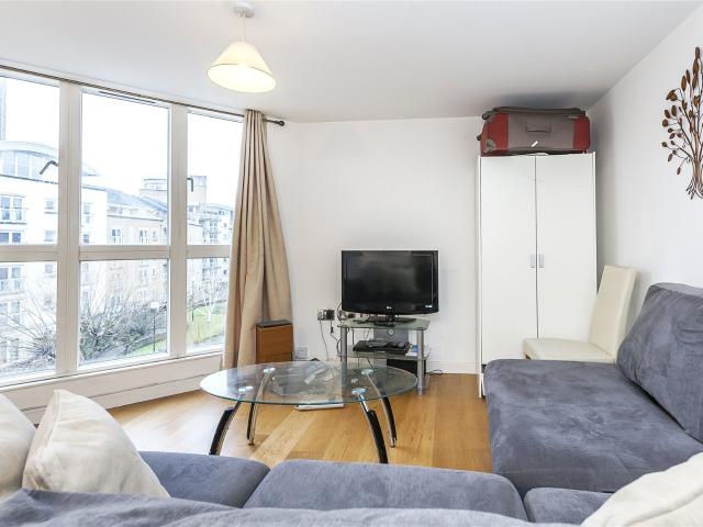 Apartment for rent in Rotherhithe, Greater London