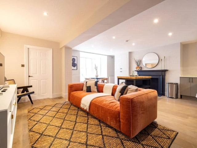 Apartment for rent in Paddington, Isle Of Man