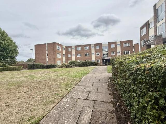 Apartment for rent in Brookvale Park, Birmingham