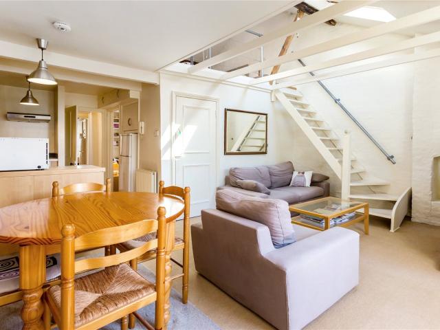 Apartment for rent in Chalk Farm, Cat Hill