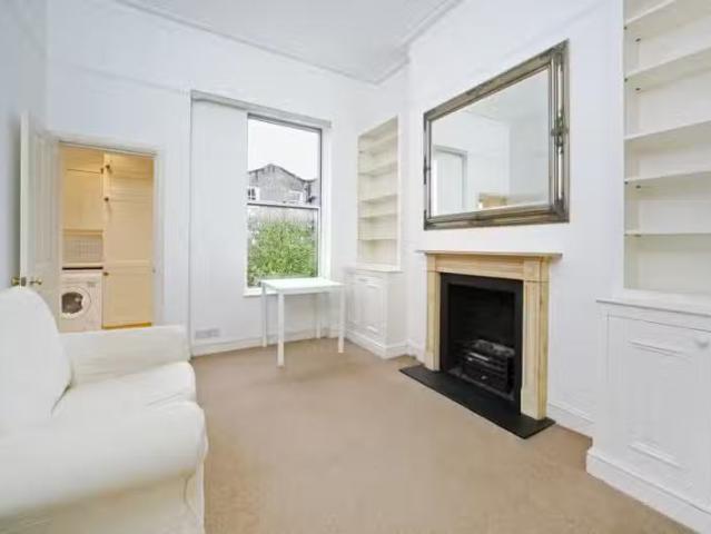 Apartment for rent in Westbourne Green, Kensal Town